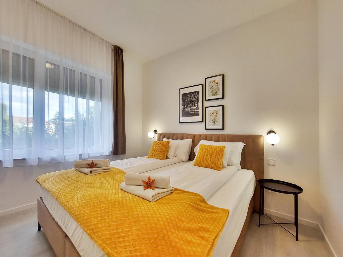 Linden Apartman 106 - Adults Only Mosonmagyarovar Bagian luar foto