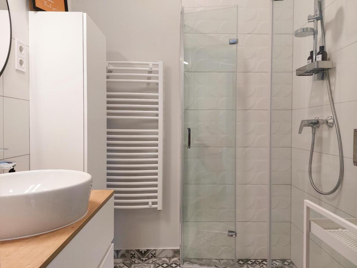 Linden Apartman 106 - Adults Only Mosonmagyarovar Bagian luar foto
